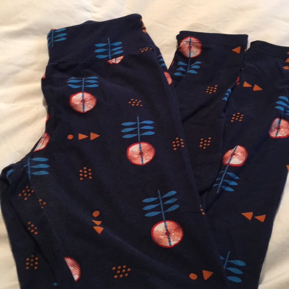 LulaRoe leggings one size multi color
